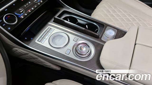 Genesis GV80 2022 — Şəkil 9/20