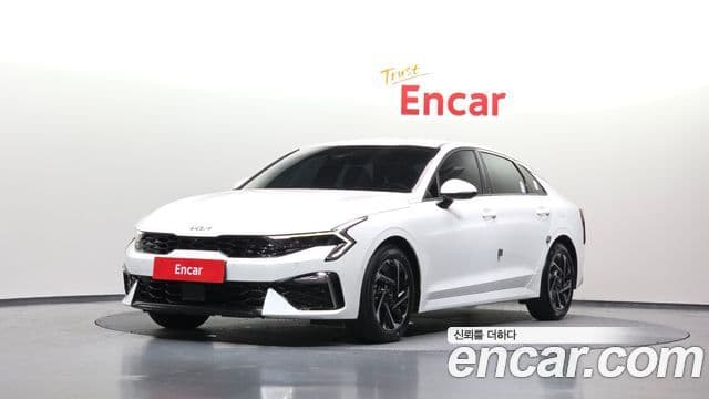 Kia K5 2023 — Şəkil 1/20