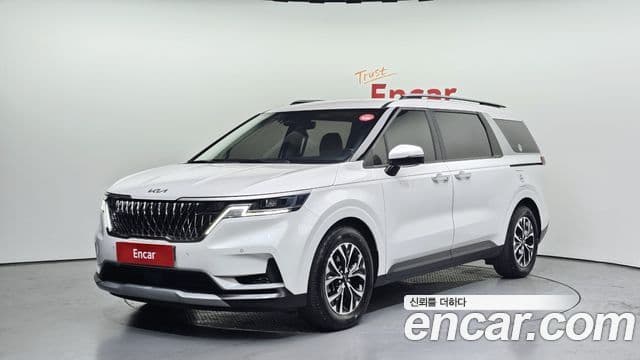 Kia Carnival 2023 — Şəkil 9/17