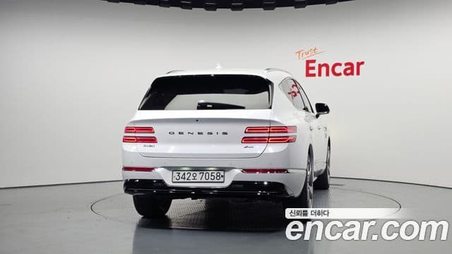 Genesis GV80 2020 — ფოტო 4/20