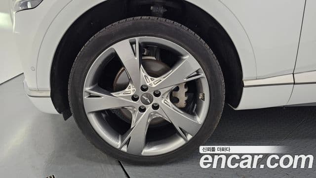 Genesis GV80 2020 — ფოტო 5/20