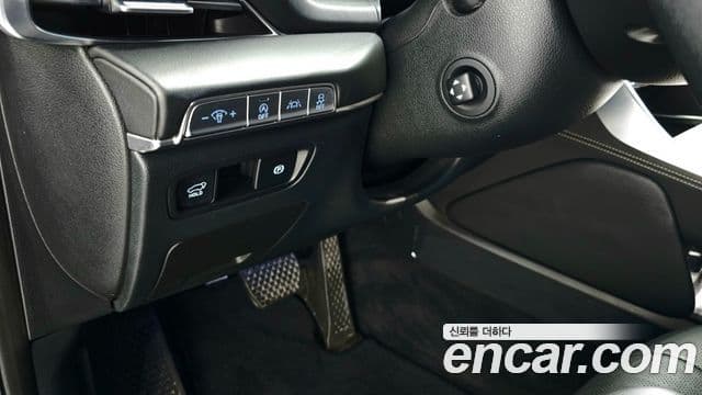 Genesis GV80 2020 — ფოტო 14/20