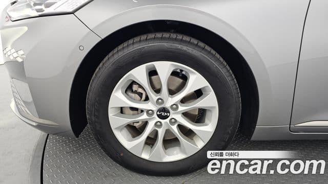 Kia K8 2022 — ფოტო 5/20