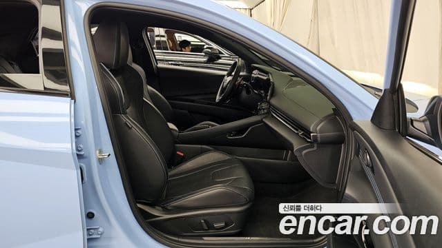 Hyundai The New Avante Hybrid 2021 — ფოტო 9/20
