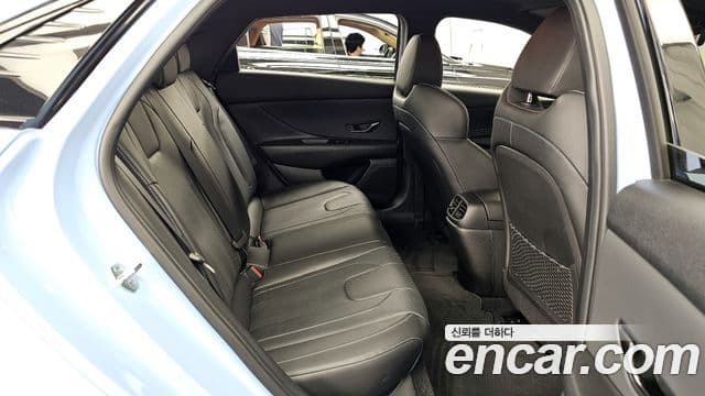 Hyundai The New Avante Hybrid 2021 — ფოტო 14/20