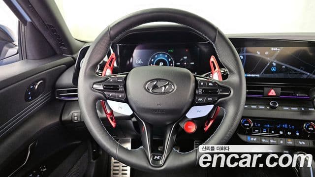 Hyundai The New Avante Hybrid 2021 — ფოტო 13/20
