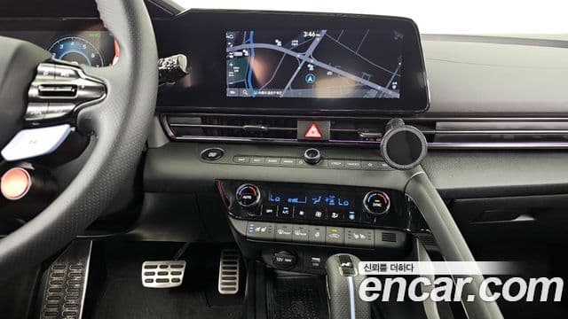Hyundai The New Avante Hybrid 2021 — ფოტო 8/20