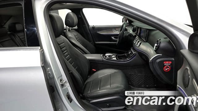 Mercedes-Benz E-Class 2019 — Şəkil 10/20