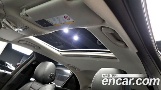 Mercedes-Benz E-Class 2019 — Şəkil 19/20