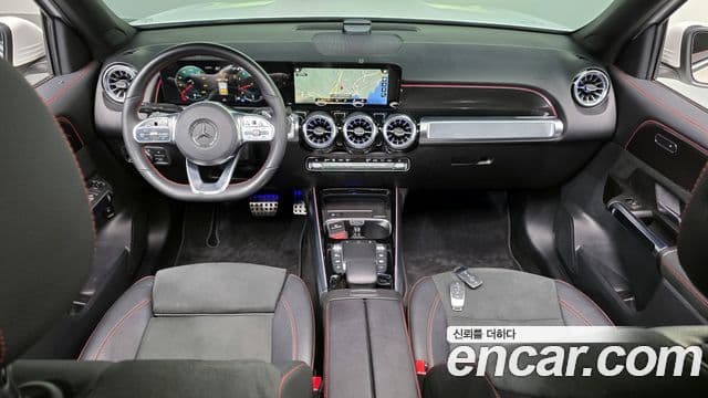 Mercedes-Benz GLB-Class 2022 — фото 6 из 20