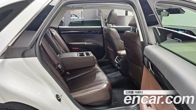 Hyundai Grandeur Hybrid 2023 — ფოტო 6/20