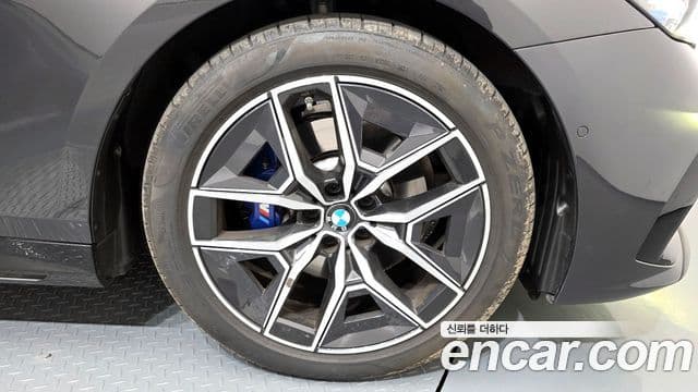 BMW 5 Series 2025 — Şəkil 5/20