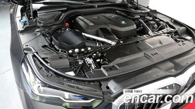 BMW 5 Series 2025 — Şəkil 6/20