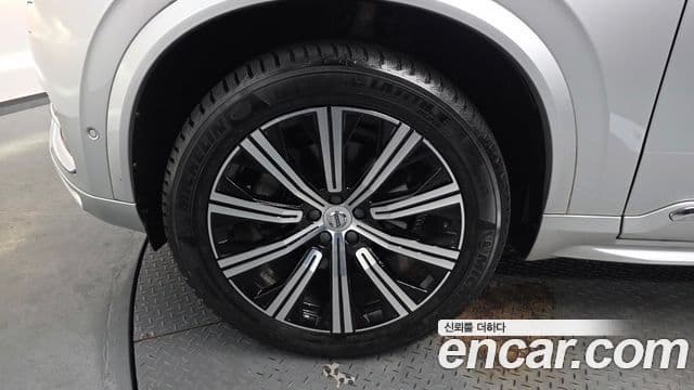Volvo XC90 2020 — фото 5 из 20