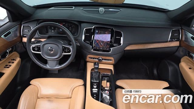 Volvo XC90 2020 — ფოტო 7/20