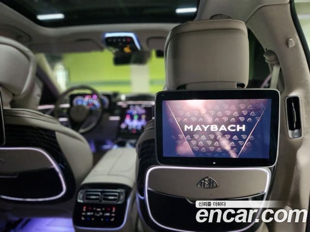 Mercedes-Benz S-Class 2024 — Фото 17/18
