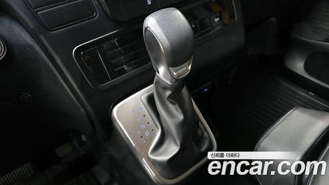 Hyundai Staria 2022 — Şəkil 8/20