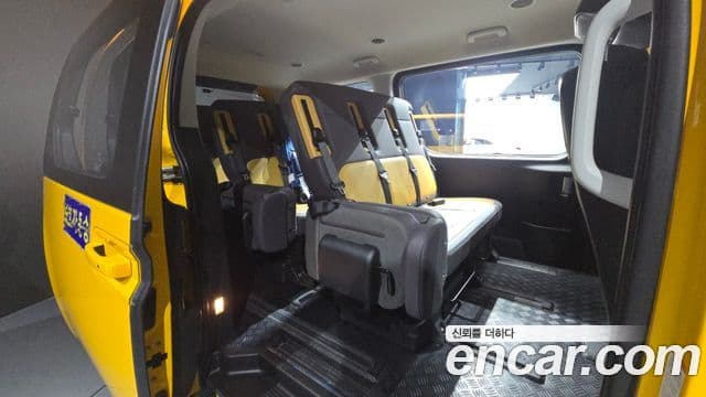 Hyundai Staria 2022 — Şəkil 12/20
