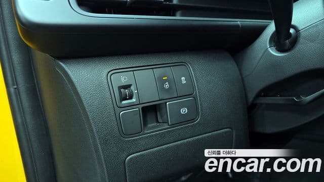 Hyundai Staria 2022 — Şəkil 18/20