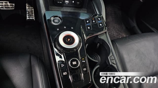 Kia Sportage 2022 — ფოტო 8/20