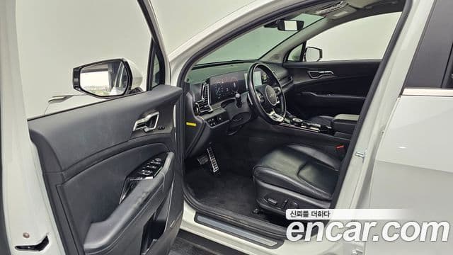 Kia Sportage 2022 — ფოტო 9/20