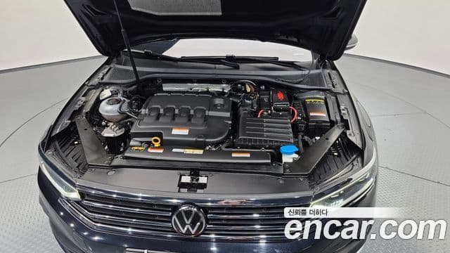 Volkswagen Passat GT 2021 — Şəkil 6/20