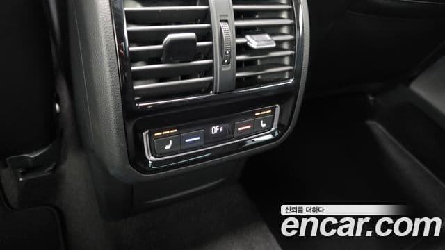 Volkswagen Passat GT 2021 — Şəkil 17/20