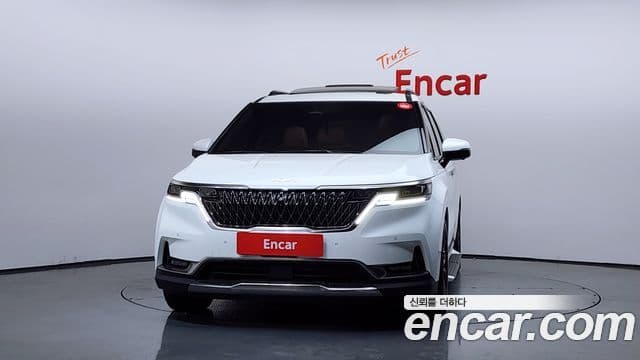Kia Carnival 2022 — Фото 3/20