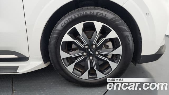 Kia Carnival 2022 — Фото 5/20