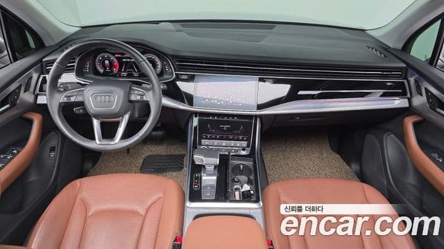 Audi Q7 2021 — ფოტო 7/20