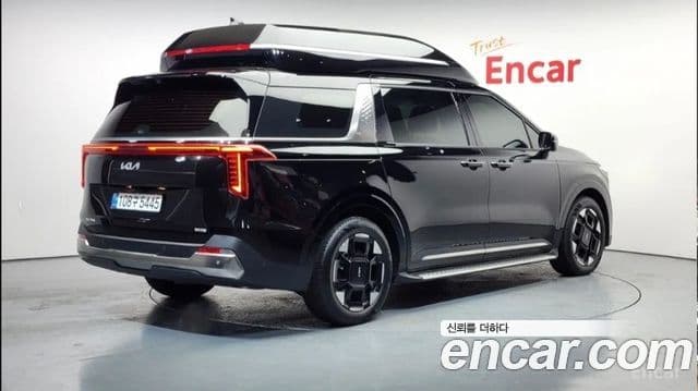 Kia Carnival, 2024