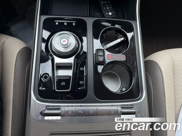 Kia Carnival 2024 — Фото 7/20