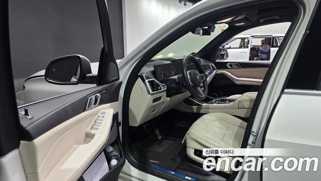 BMW X7 2025 — Şəkil 11/20