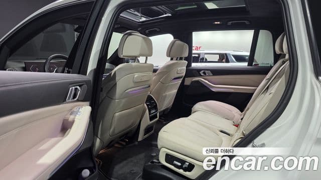 BMW X7 2025 — Şəkil 12/20