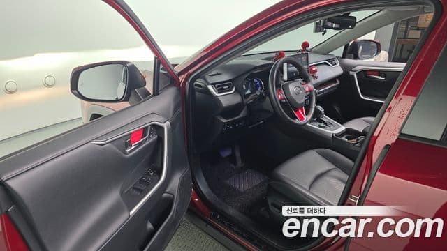 Toyota RAV4 2019 — Şəkil 11/20