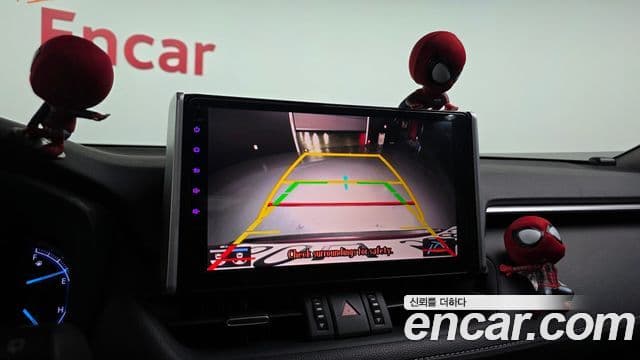 Toyota RAV4 2019 — Şəkil 15/20