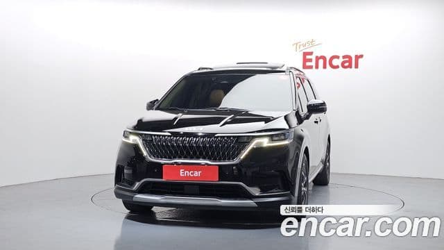 Kia Carnival 2022 — ფოტო 3/20