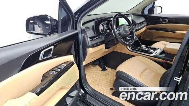 Kia Carnival 2022 — ფოტო 10/20