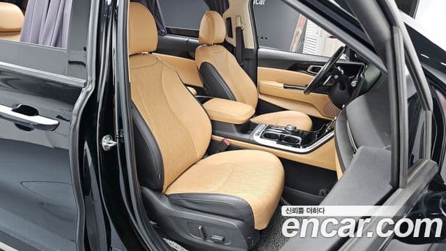 Kia Carnival 2022 — ფოტო 12/20