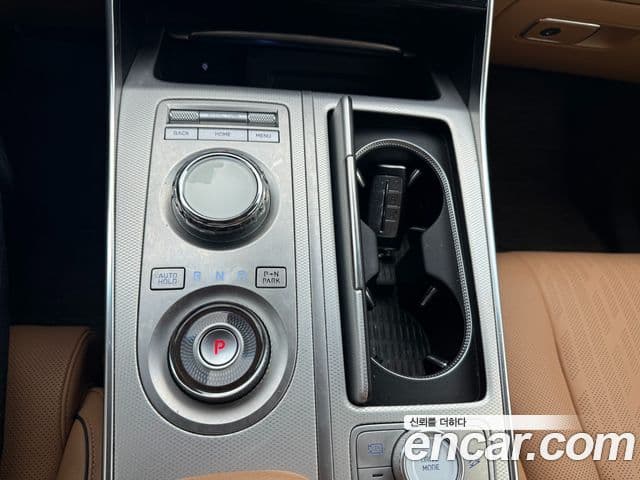 Genesis GV80 2023 — Photo 14/20