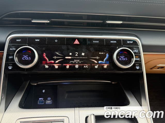 Genesis GV80 2023 — Photo 6/20
