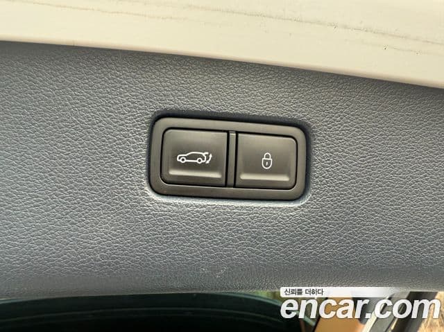 Genesis GV80 2023 — Photo 17/20
