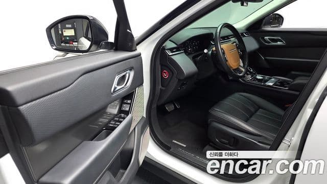 Land Rover Range Rover Velar 2019 — Şəkil 11/20