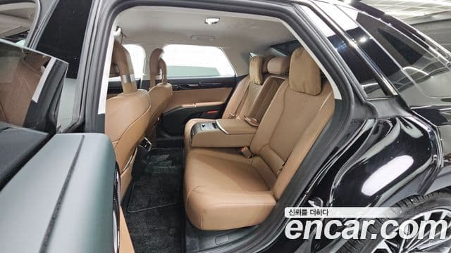 Hyundai Grandeur 2023 — ფოტო 12/20