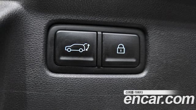 Hyundai Santa Fe 2023 — ფოტო 20/20