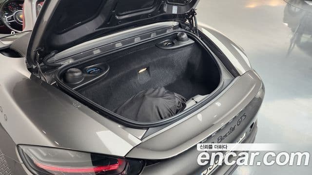 Porsche 718 Boxster 2022 — Şəkil 19/20