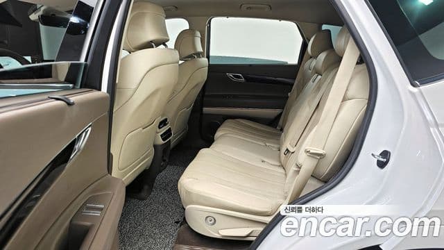 Genesis GV80 2023 — Şəkil 13/20