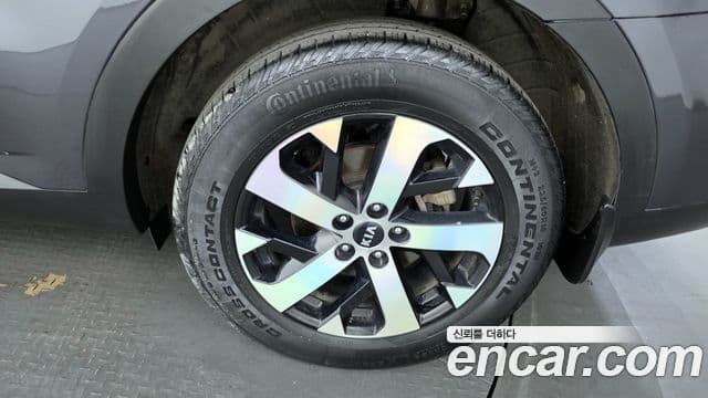 Kia Sorento 2021 — ფოტო 4/20