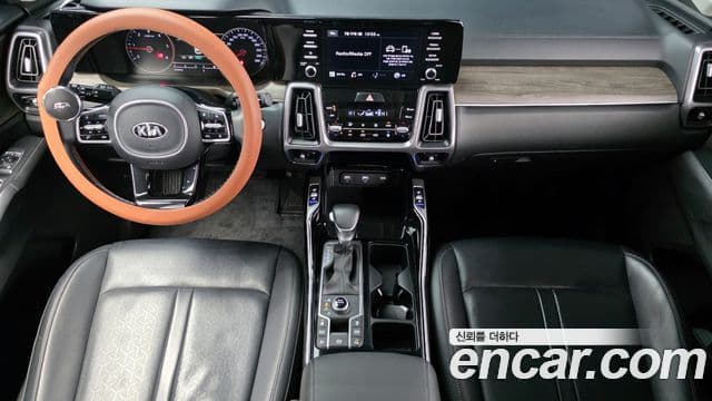 Kia Sorento 2021 — ფოტო 6/20