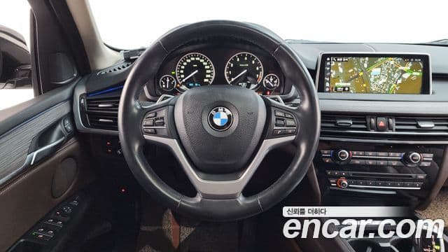 BMW X5 2018 — фото 13 из 20